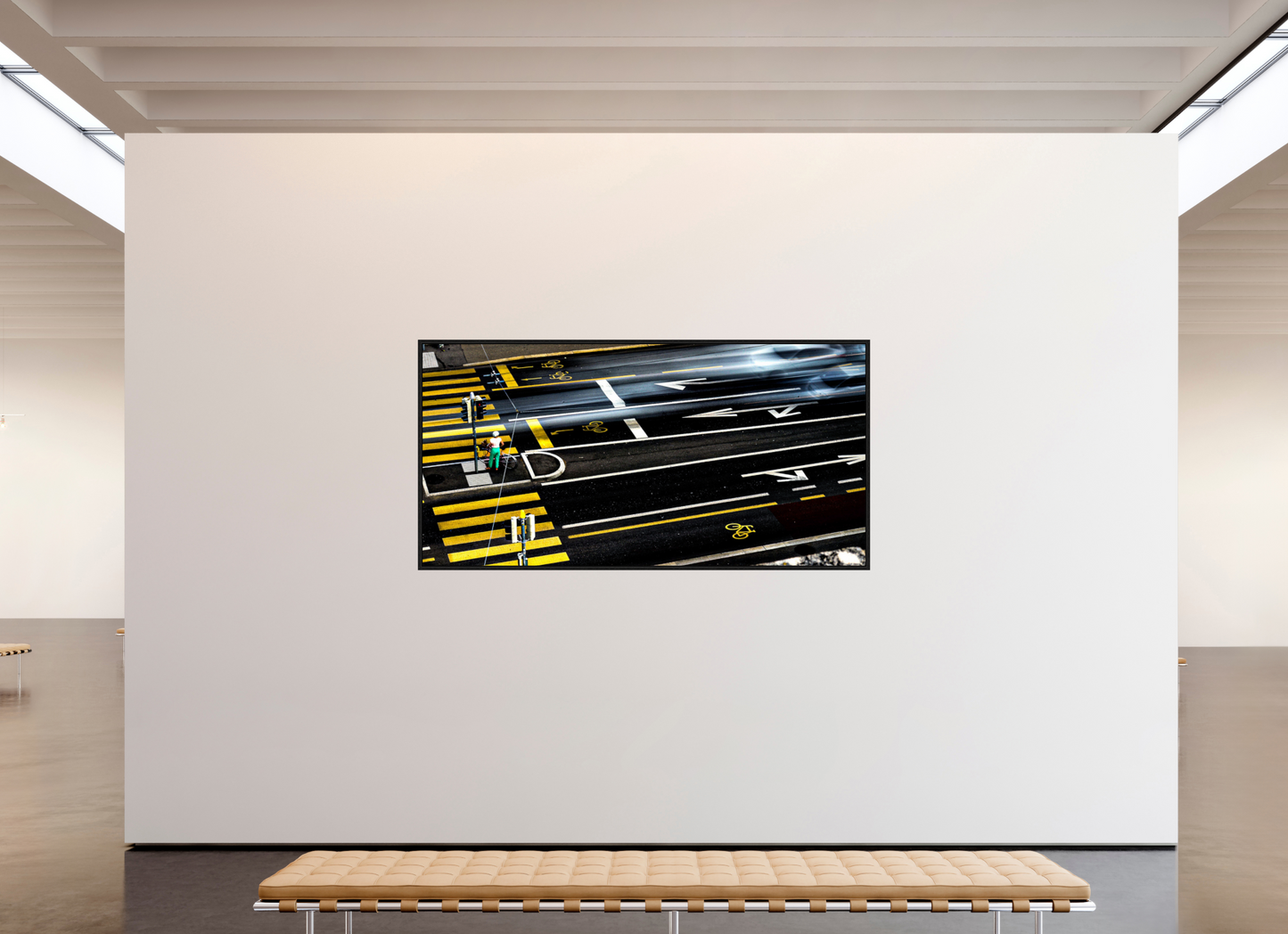 220 x 110 cm, Floater Frame Stadtfluss – Fine Art Print