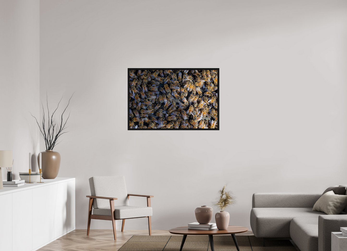 105 x 70 cm, Floater Frame Goldenes Gewimmel – Fine Art Print